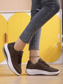 女性平底增高運動鞋,鞋帶式低頂跑步鞋,防滑運動鞋 - 咖啡棕 - 查看 4