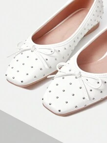 MOTF PREMIUM SCARPE BASSE CONFORTEVOLI ALLA MODA DA DONNA CON PUNTA TONDA E DECORAZIONI A RIVETTI VACANZE IN ESTATE - Bianco - Visualizzare 6