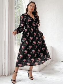 Modelyn Plus Size Floral Print Lantern Sleeve V-Neck Dress - Black - View 8