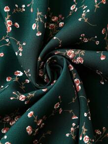 SHEIN LUNE Plus Size Boho Ditsy Floral Print Butterfly Sleeve Dress Women Outfit - Dark Green - View 4