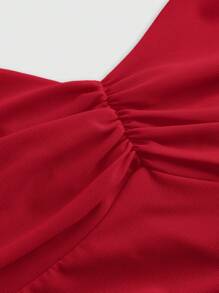 SHEIN BAE 情人節女士襯邊綁帶緊身迷你裙和無袖前交叉背心套裝