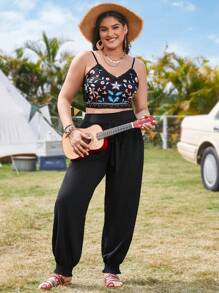 SHEIN VCAY Plus Size Women's Floral Printed Lace Trim Cami Top And Joggers Set, Suitable For Music Festivals