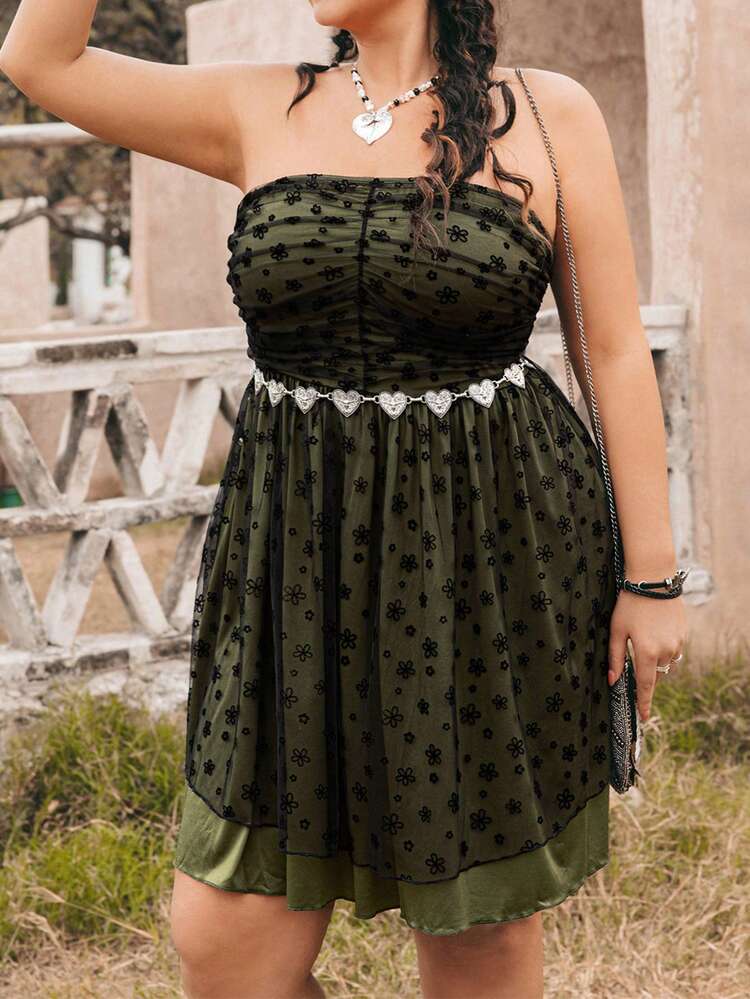 Plus Size Velvet Pleated Strapless Dress With Floral Print