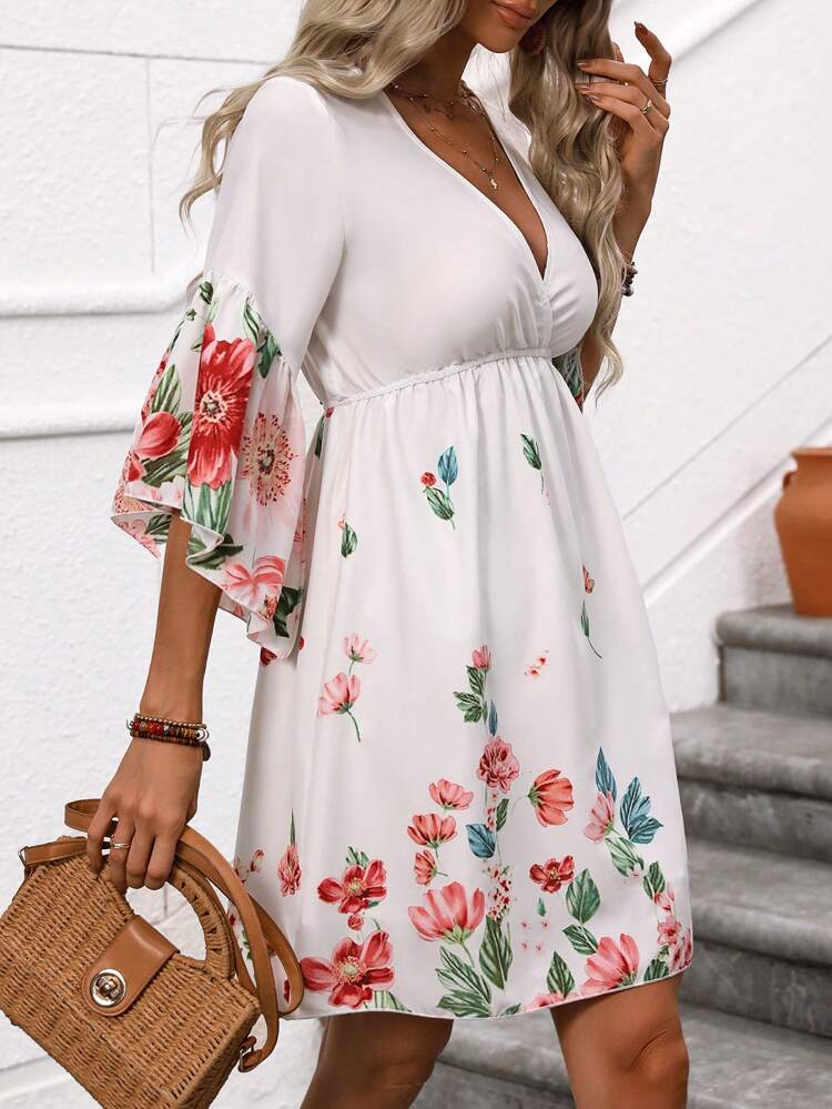 Women's Floral Printed Bell Sleeve Swing Dress