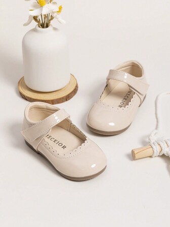 Adorable Girls' Scalloped Trim Mary Jane Ballet Flats, Solid Color