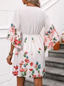 SHEIN LUNE Của phụ nữ Hoa In Tay áo chuông Váy lúc lắc - trắng - Xem 2