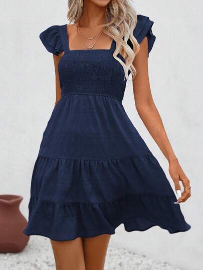 Chiquease 實色方領連衣裙,有荷葉邊和無袖設計