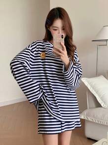 DAZY Cute Expression Print Striped Home Wear Pajama Set , Fall Winter Clothes - Blue and White - View 3