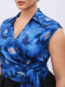 BizChic Plus Size Women Blue Floral Printed V-Neck Wrap Blouse - Black - View 7