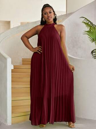 Astrid 大码纯色长款褶皱吊带连衣裙