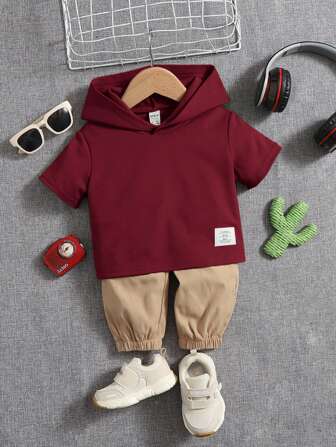 SHEIN Baby Boy Casual Comfortable Solid Color Short Sleeve Hooded Top