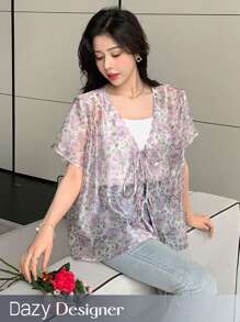 Dazy Designer Women's Sheer Floral Short Sleeve Blouse