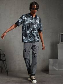 Manfinity VCAY 男士休閒紮染復古人物印花 Polo 衫 - 彩色 - 查看 7