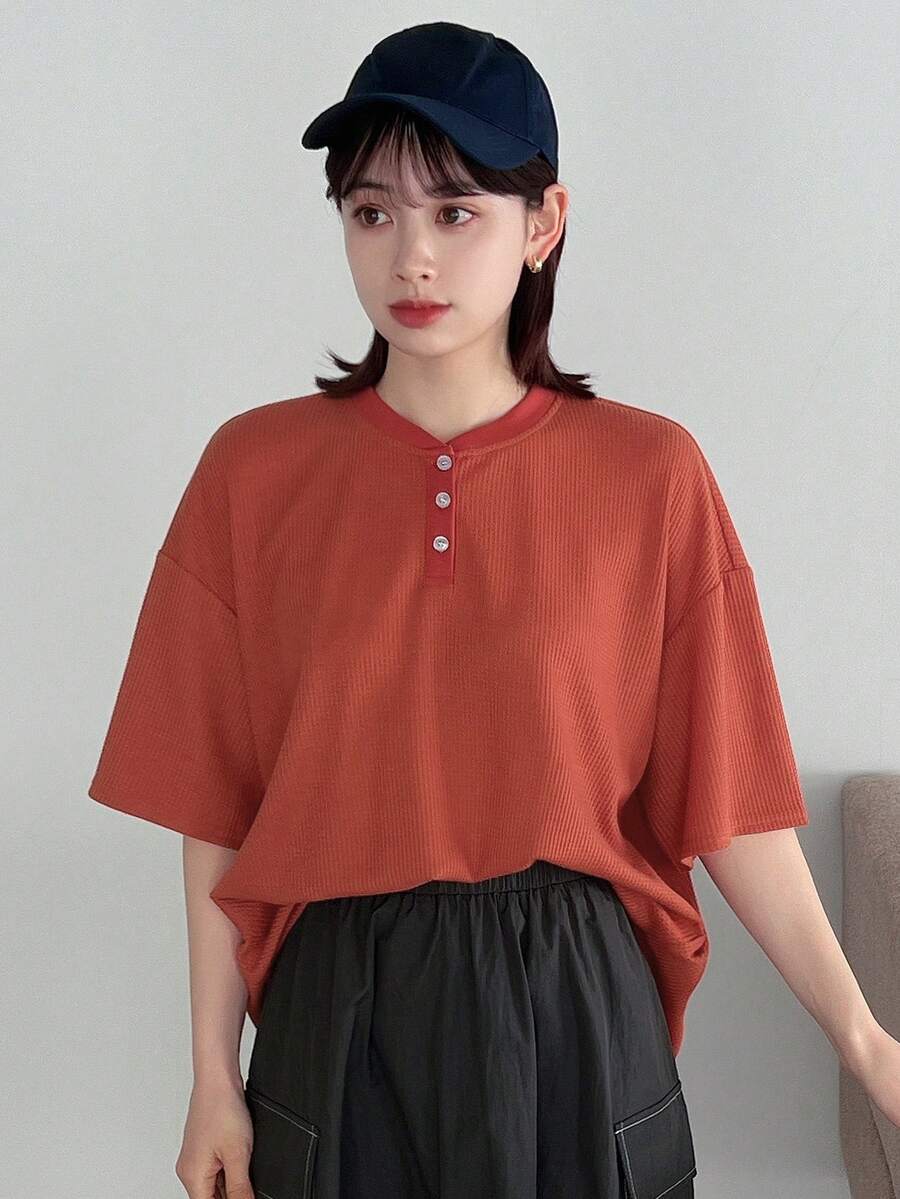 FRIFUL 女士寬鬆垂墜肩純色t恤 - 紅色 - 查看 1
