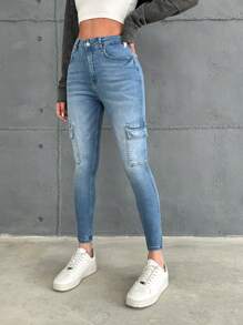 RueChic Women's Workwear Pockets Light Washed Denim Rolled Up Hem Skinny Jeans - Light Wash - View 3