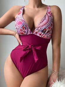 SHEIN Swim 夏季拼接印花V领修身连体泳衣 - 中紫紅色 - 查看 1
