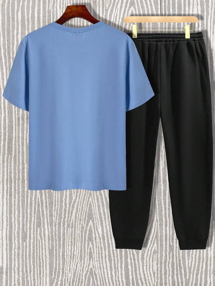 Men's Geometric Lion Printed Short Sleeve T-Shirt And Letter Printed Jogger Pants Set