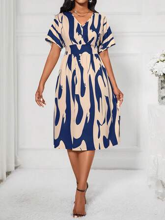 Lyxana 随机印花蝙蝠袖和松紧腰 A 字裙长款女装