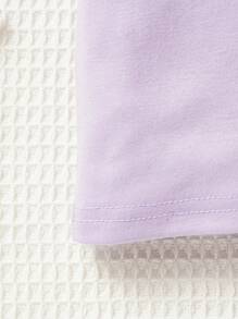 SHEIN 2入組幼兒女童休閒運動心形及亮片印花短袖t恤和短褲套裝,適用於春夏戶外活動 - 紫色 - 查看 4