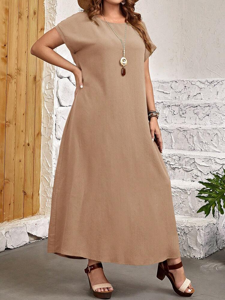 Plus Size Solid Color Loose Fit Round Neck Batwing Sleeve Dress