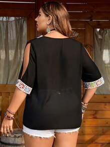 SHEIN LUNE Plus Size Open Shoulder Neckline Blouse With Patchwork Woven Strap - Multicolor - View 2