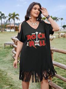 SHEIN LUNE 加大尺碼女士吉他印花露肩短袖連衣裙，帶有字母細節 - 黑色 - 查看 4