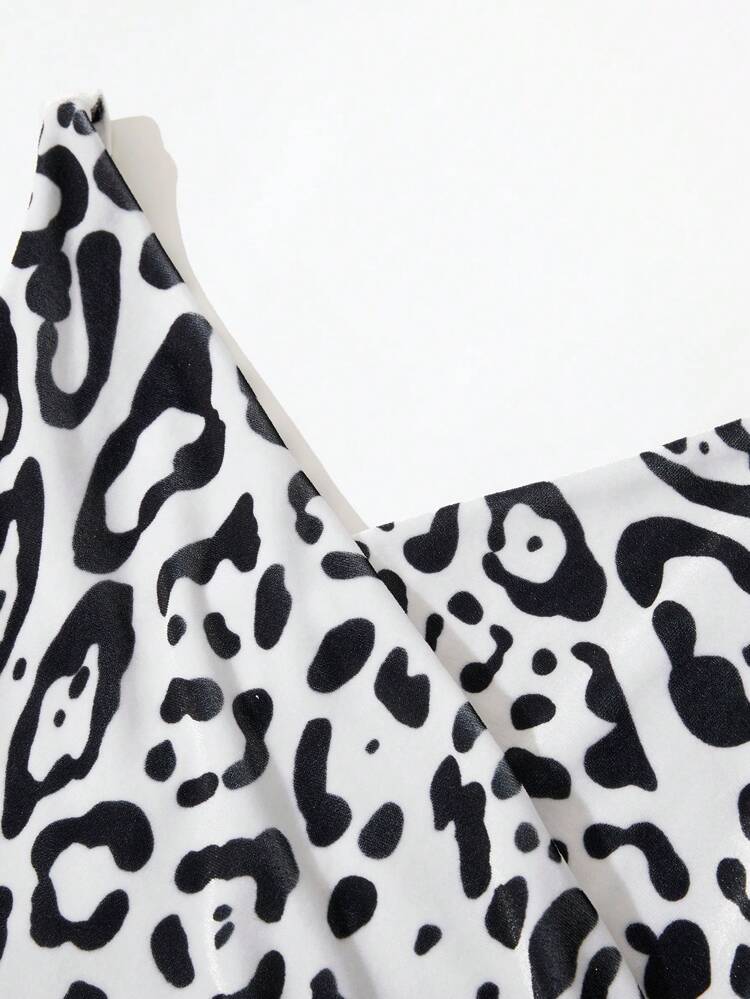 Women's Black & White Leopard Print Sleeveless Slim Fit V-Neck Dress