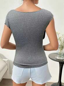 SHEIN Essnce 不對稱領口t恤,附蝴蝶結 - 灰色 - 查看 2