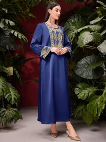 Al Najma 女士花卉刺绣长袖阿拉伯连衣裙 - 藏蓝色 - 查看 4