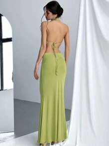 Aloruh Sleeveless Fitted Green Backless Long Dress, Elegant For Women In Spring And Summer - Green - View 3