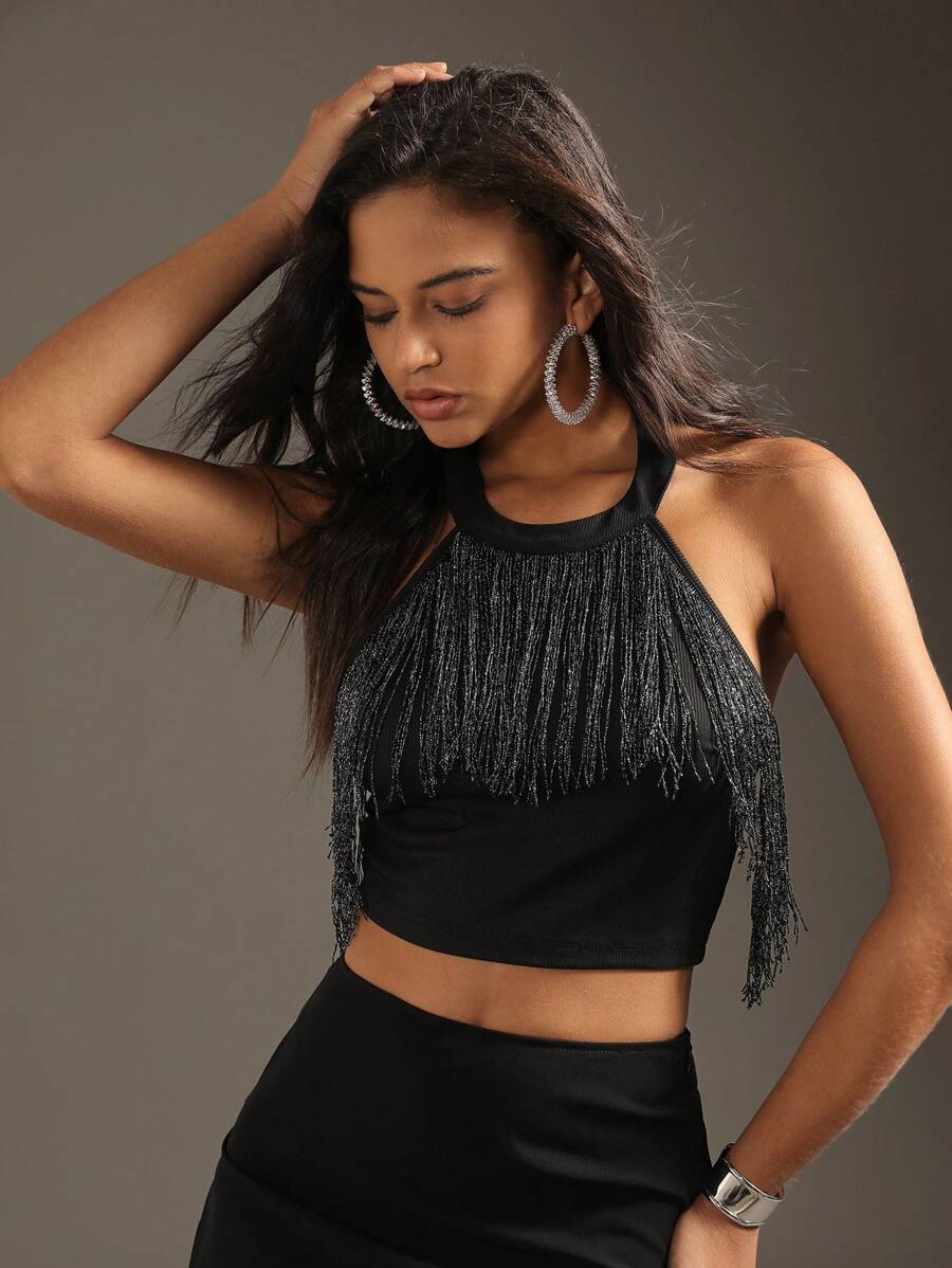 SHEIN Unity قمة مزينة بالخرز والخيوط الضيقة المستخدمة في الخياطة مع حمالة الرقبة - الأسود - مشاهدة 1