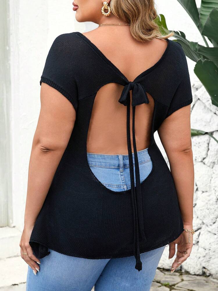 Plus Size Women's Back Strap Cut Out Short Sleeve Knit Top
