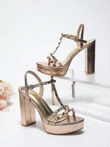 女士粗跟高跟涼鞋,鉚釘和防水平台 - 香檳色 - 查看 1