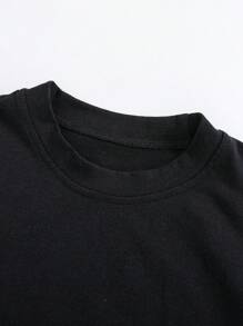 SHEIN Tween Boy 2pcs/Set Black T-Shirt And Ripped Frayed Washed Blue Denim Jeans Set,For Spring And Summer Tween Boy Outfits - Dark Wash - View 3