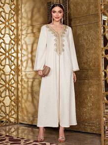 Al Najma Vestido modesto con cuello en V, aplicación bordada, mangas acampanadas, vestido árabe de manga larga elegante y de lujo, Kaftan
