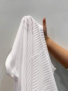 SHEIN Essnce Kích thước lớn Của phụ nữ Mùa hè Mới Thời trang giản dị Ngày lễ Liên hoan âm nhạc Dệt kim Vải Jacquard Lỏng lẻo Trắng Áo thun - Đen và trắng - Xem 7