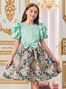 SHEIN Tween Girls' Lovely Retro Palace Style Round Neck Blouse With Puff Sleeves & Flower Jacquard Skirt Set