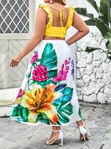 SHEIN Clasi Plus Wiązanie z tyłu pleców Falbanki na ramieniu Crop top & Tropikalny nadruk Zestaw spódnic - Wielokolorowe - Zobacz 2