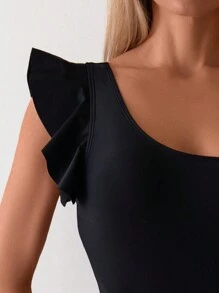 SHEIN Swim Traje De Baño De Una Pieza Con Adorno De Volantes En El Hombro Y Ajuste Ajustado Para Verano, Playa, Natación Y Vacaciones