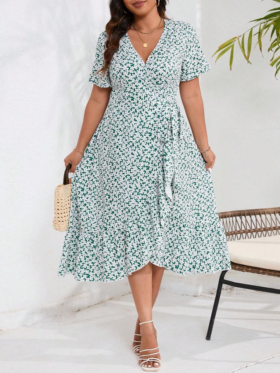 SHEIN LUNE Plus Size Floral Wrap Dress With Knot Front - Green - View 1