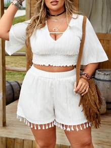 SHEIN Clasi Plus Size Butterfly Sleeve Top And Fringed Shorts - Apricot - View 3