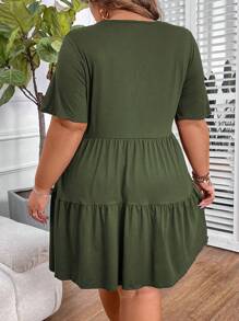 SHEIN CURVE+ Plus Size Women's V-Neck Short Sleeve Ruffle Hem Dress - Green - View 2