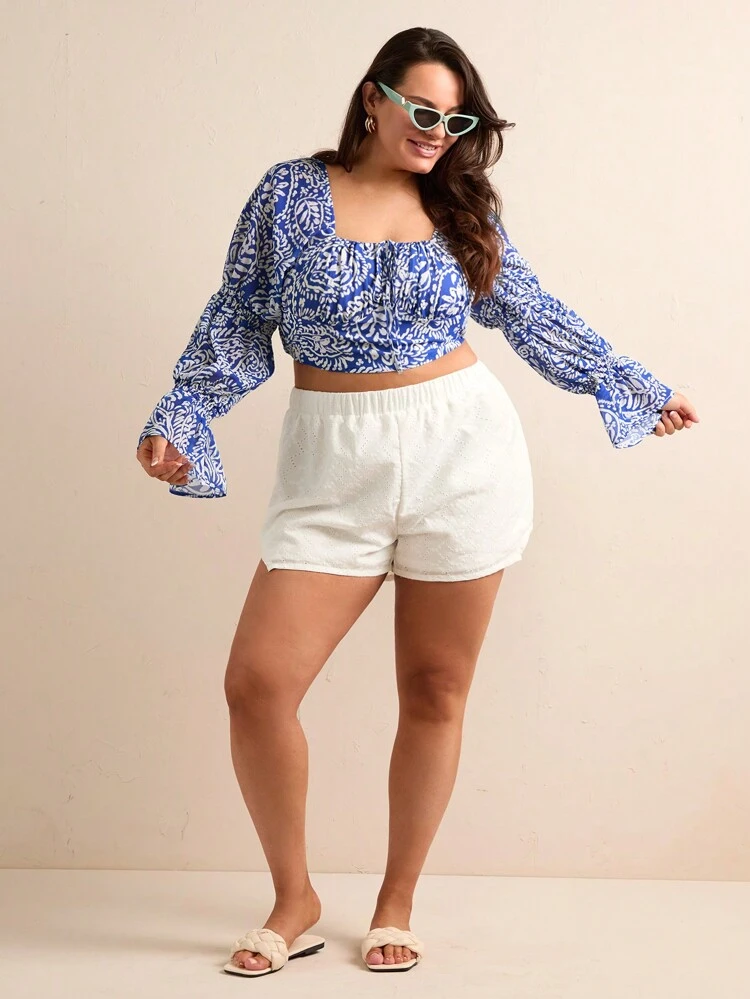 Plus Size Women's Botanical Print Front Tie Bell-Sleeve Top