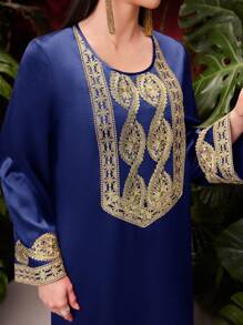 Al Najma 女士花卉刺绣长袖阿拉伯连衣裙 - 藏蓝色 - 查看 7