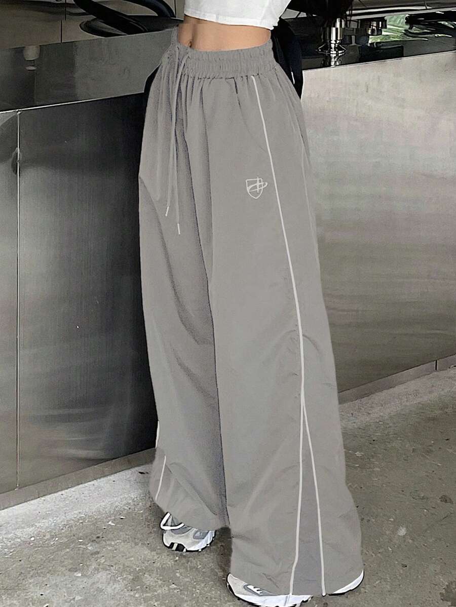 DAZY 女士對比邊飾鬆緊腰寬腿褲 - 淺灰色 - 查看 1