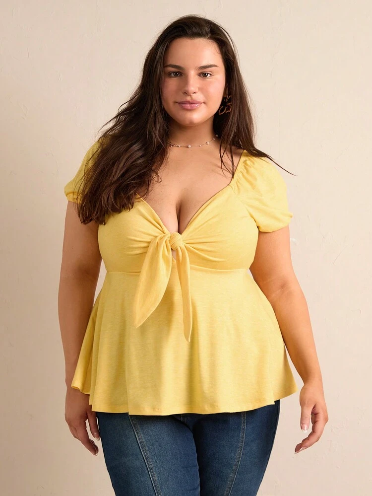 Plus Size Solid Color Front Tie Sweetheart Neck Top