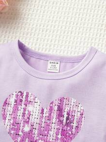 SHEIN 2入組幼兒女童休閒運動心形及亮片印花短袖t恤和短褲套裝,適用於春夏戶外活動 - 紫色 - 查看 6