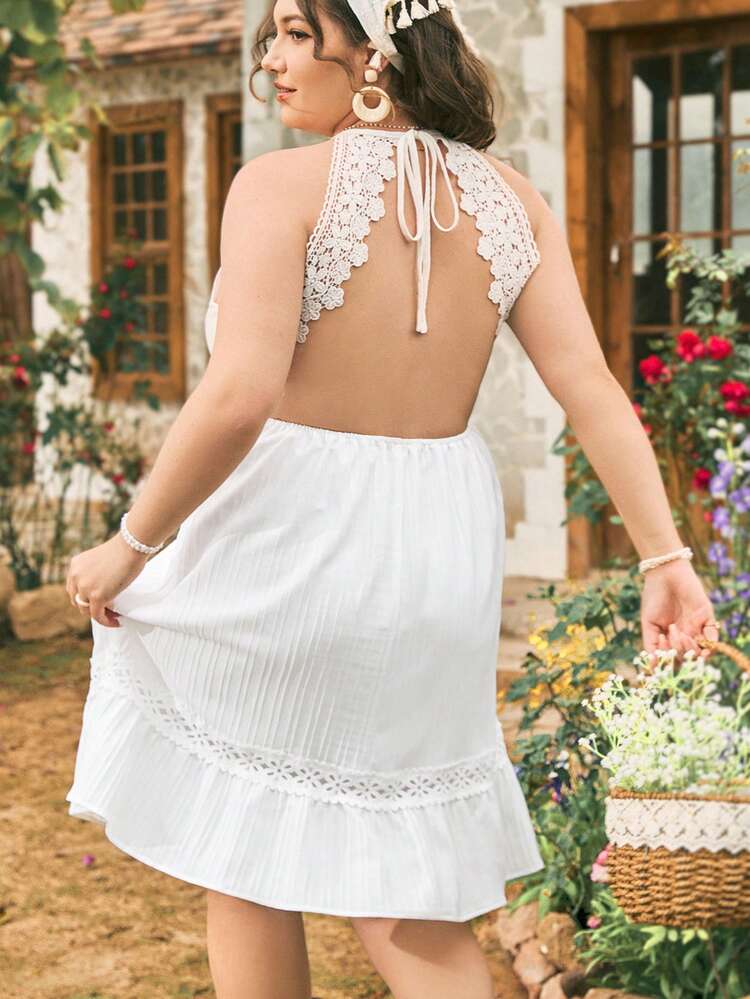 Plus Size Women's Lace Halter Neck Back Bowknot Texture Fabric Dress