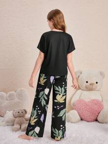 SHEIN Tween Girl Fresh Floral Pattern Round Neck Short Sleeve Top And Knit Loose Casual Pajama Set With Long Pants
