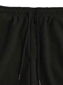Manfinity Homme Men Letter Patched Detail Drop Shoulder Tee & Drawstring Waist Shorts - Black - View 3